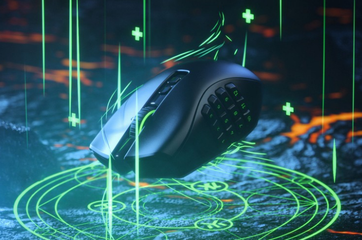 Razer Naga Pro has several buttons to be tailored to Wireless Gaming Controller